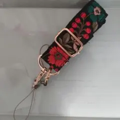 インド刺繍リボンのショートストラップ