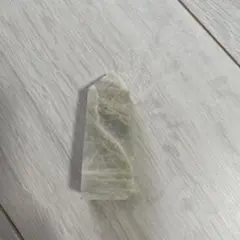 天然石　鉱物　ムーンストーン　ポイント　ホワイト系