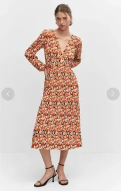 MANGO マンゴ　ワンピース　ロングワンピース　Vネック 総柄のサムネイル