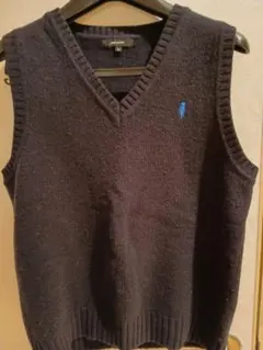 女の子　紺色　ベスト