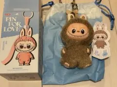 popmart ラブブ　イニシャル　アンド　& and ぬいぐるみ　ペンダント