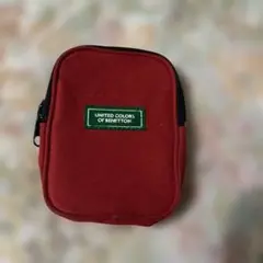 ベネトン　UNITED COLORS OF BENETTON ポーチ レッドのサムネイル