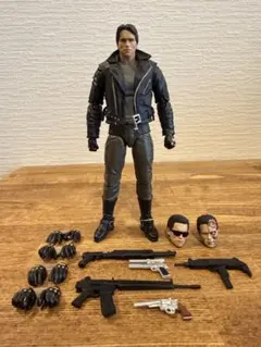 d*2様 Terminator フィギュア 2体セット | Mercari