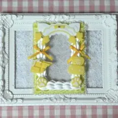【324】 B8硬質ケース トレカケースデコ レジン ホイップ 黄色