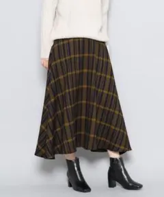 SENSE OF PLACE ネイビーとイエローのチェックフレアスカート38