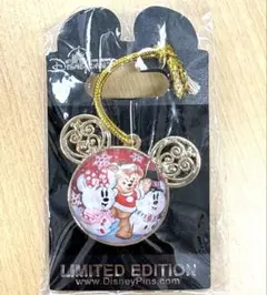 香港ディズニー 年パス 特典 メダル チップ デール - メルカリ