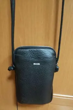 BEAURE 牛革スマホショルダー