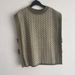 ニットベストのセットアップ