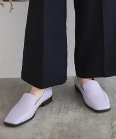 INDIVI スクエアトゥ フラット ローファー 23cm パープル系のサムネイル