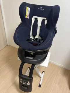 AILEBEBE チャイルドシート 回転式のサムネイル