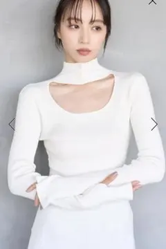 2wayハイネックプルオーバー　ホワイト　スナイデル