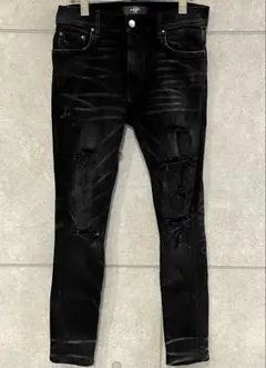 USA製 国内正規 AMIRI ダメージ加工 ストレッチ ブラック デニムパンツのサムネイル