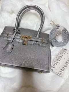 【新品未使用】D.KELLY 2WAY ハンドバッグ ショルダーバッグ シルバーのサムネイル