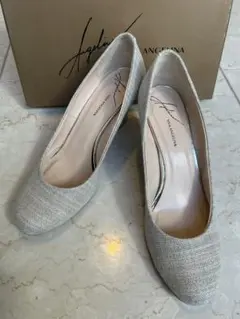 美品　ビバ　アンジェリーナ　パンプス　24.5cmのサムネイル