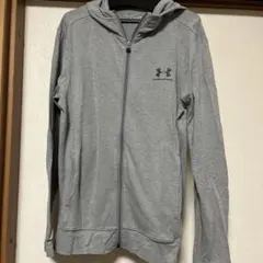 UNDER ARMOUR グレー フード付きパーカー SM