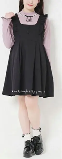 未使用品　Melteen 肩フリル裾ロゴジャンパースカート