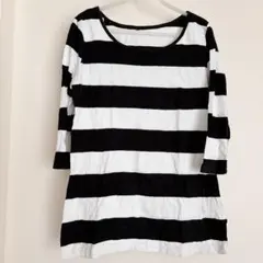 黒と白のストライプ 五分袖Tシャツ M相当 ボーダー 海外古着 シンプル