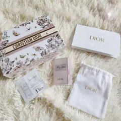 2025年最新】dior ポーチ 母の日の人気アイテム - メルカリ