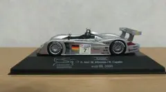 Audi R8 1:43 ONYX ミニカーのサムネイル