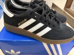 adidas SPEZIAL 黒/白 スニーカー