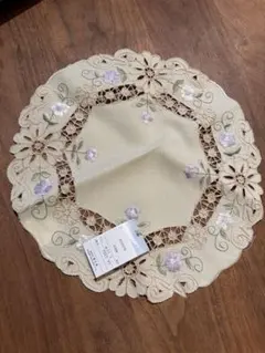 刺繍入りテーブルセンター 花柄2枚セット