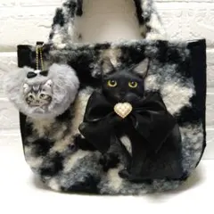 ゆ*ら様 コヤンイサムチョン☆ラウンドトート　もこもこボア　ハートステッチキルト