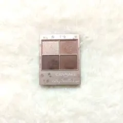 【キャンメイク】シルキースフレアイズ M05