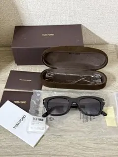 つ*う様 TOM FORDサングラス FT 1149-D RHC ronherm - メルカリ