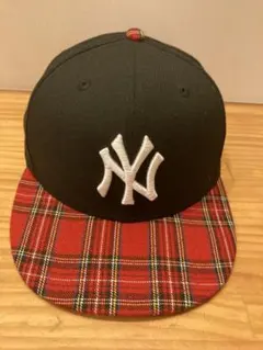 New Era NYロゴ ベースボールキャップ 黒/赤チェック