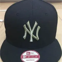 NEWERA ニューエラ ブラック×ゴールド キャップ