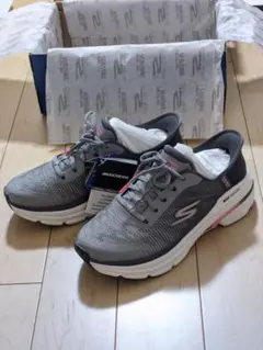 Skechers Slip-ins マックスクッショニングアデルフィ25cm
