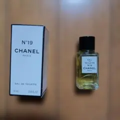 CHANEL N°19 Eau de Toilette 19ml