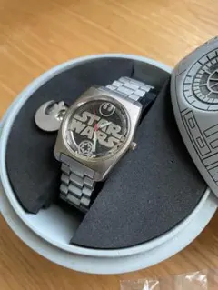 限定品】 スターウォーズ FOSSIL腕時計 デススターケース付き - メルカリ