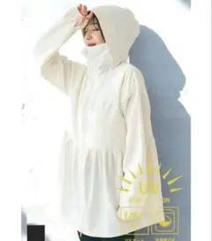 【完売品】cocaホワイト フード付き UVカットギャザーパーカー　ホワイト　M