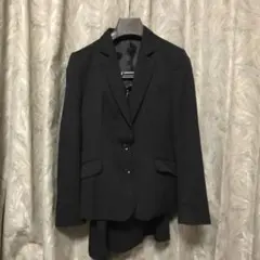 リクルートスーツ　LES MUES