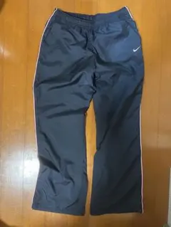 NIKE ナイキ　ウィンドブレーカー　レディースのサムネイル
