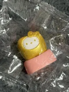 ガチャガチャ　サンリオ　キティ　金歯　レア
