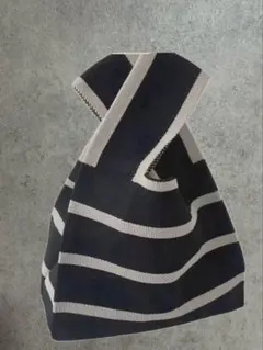 Item thumbnail for item 6dd4e7db-a5ea-4ab1-bcb2-bbcbe85b64cb