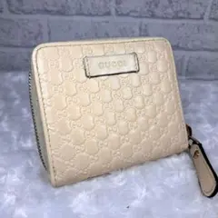 GUCCI ベージュ GGパターン 二つ折り財布