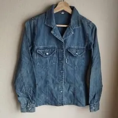 Item thumbnail for item b3113dcf-79c5-4e2f-b190-403fdeb09e79