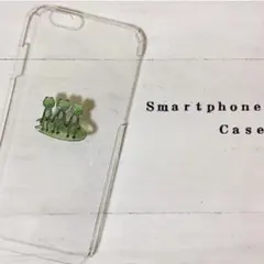 スマホケース　iPhone16 全機種対応　カエル　かわいい　ハンドメイドのサムネイル
