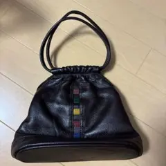革製ブラック巾着型ハンドバッグ