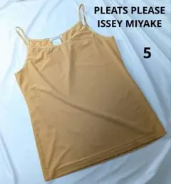 ISSEY MIYAKE WHITE LABELプリーツ キャミソールブラック - メルカリ