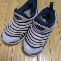 Item thumbnail for item 6001c3b9-fdc6-492e-afe9-be0f4594b579