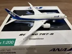 全日空商事 1/200 ANA ボーイング B767-300BCF JA8286 全日空商事 1/200 ANA ボーイング B767-300BCF JA8286 - メルカリ