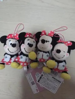 むにゃすや ミニーマウス ぬいぐるみマスコット 4個セット