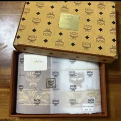 ✨新品未使用　MCM タオルセット ２枚　日本製　ウォッシュタオル