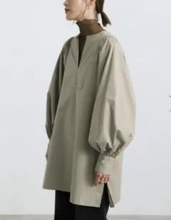 セレクトモカ ボリュームスリーブスキッパーブラウス