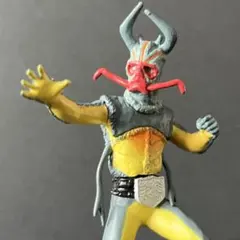 レア貴重・当時物　仮面ライダー　地獄サンダー　ミニソフビ　昭和レトロ　旧バンダイ 当時物 旧バンダイ 仮面ライダー 怪人 地獄サンダー ソフビ - メルカリ
