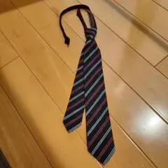 COMME CA ISM ワンタッチ式 キッズネクタイ ストライプ柄